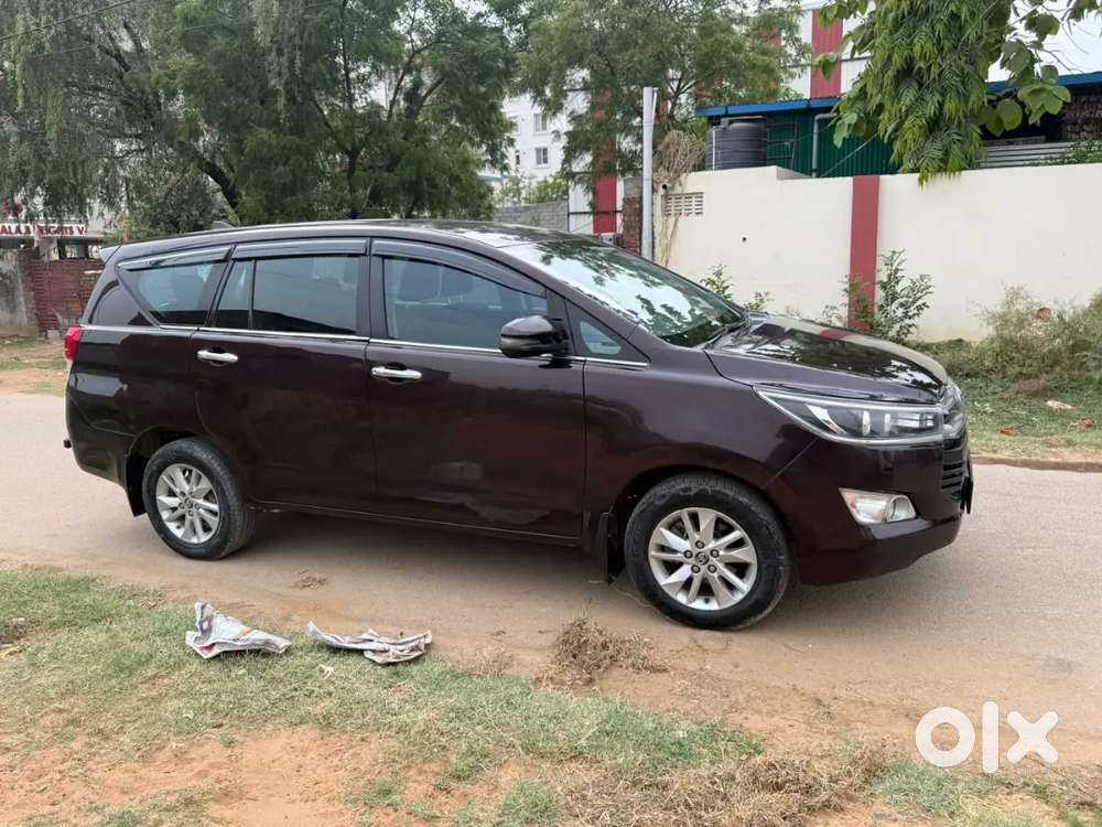 Toyota Innova Crysta 2018