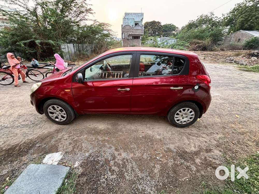 Hyundai I20 2012 Petrol 18 Km Driven