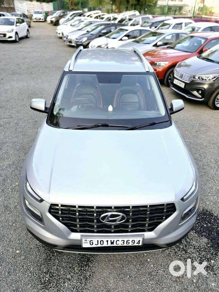 Hyundai Venue 1.2 S Plus, 2021, Petrol