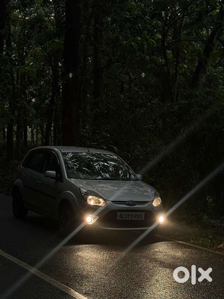 Ford Figo Petrol Manual 2011