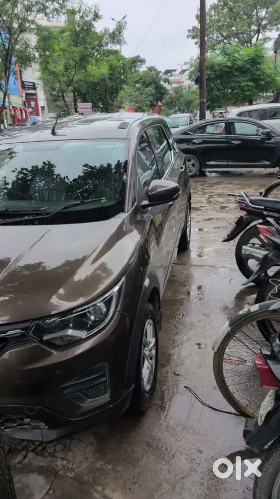 Renault Triber 1.0 Rxz 2021 Petrol Manual