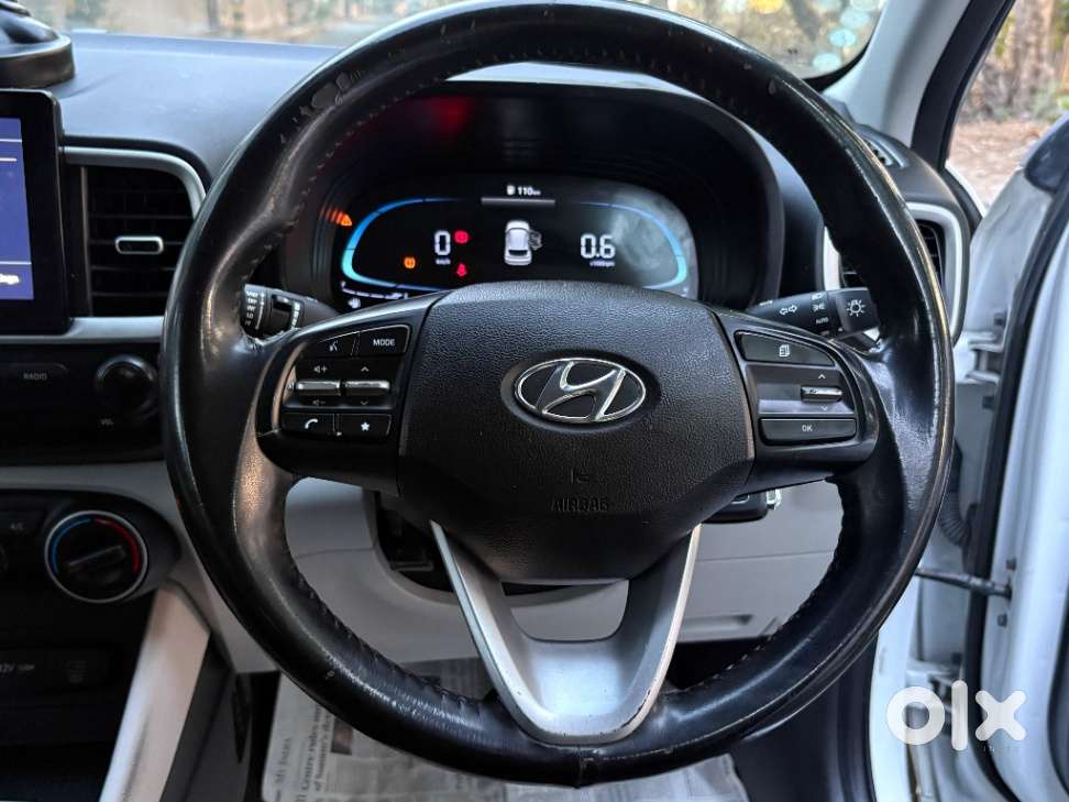 Hyundai Venue S 1.2 Petrol, 2022, Petrol