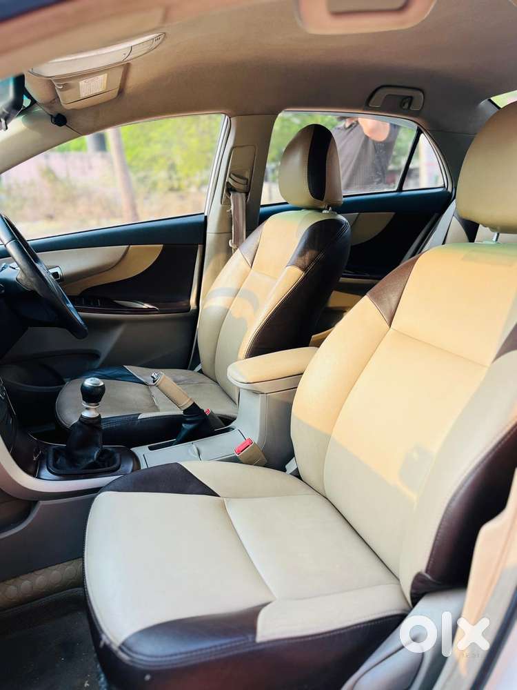 Toyota Corolla Altis 2010-2013 Diesel D4dg, 2012, Diesel