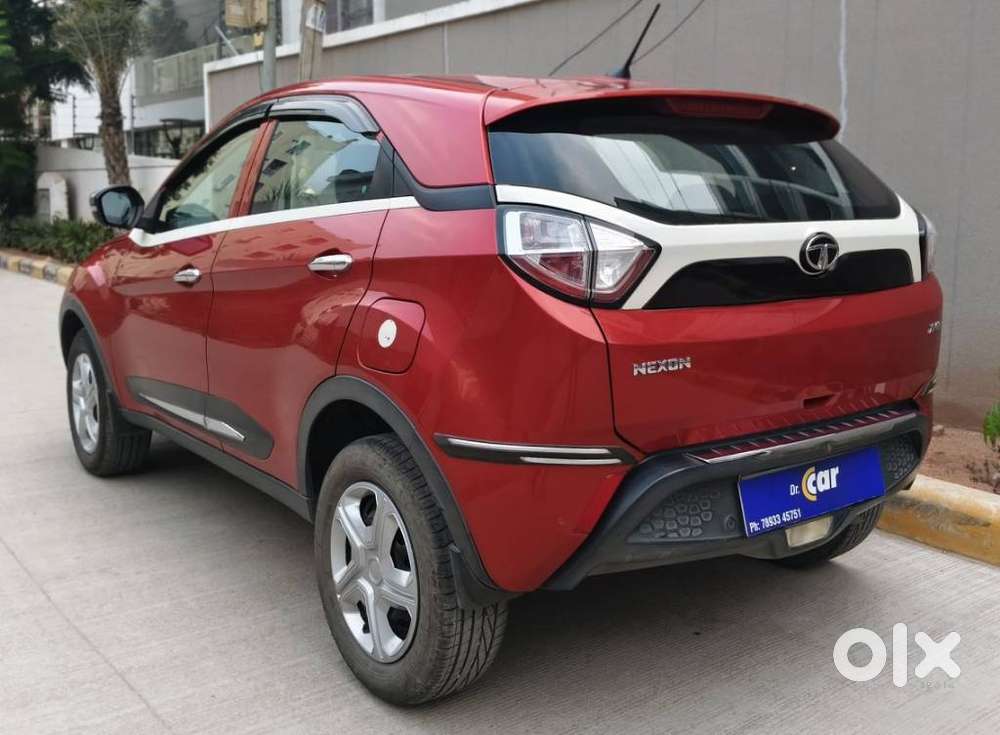 Tata Nexon 1.2 Revotron Xma, 2018, Petrol