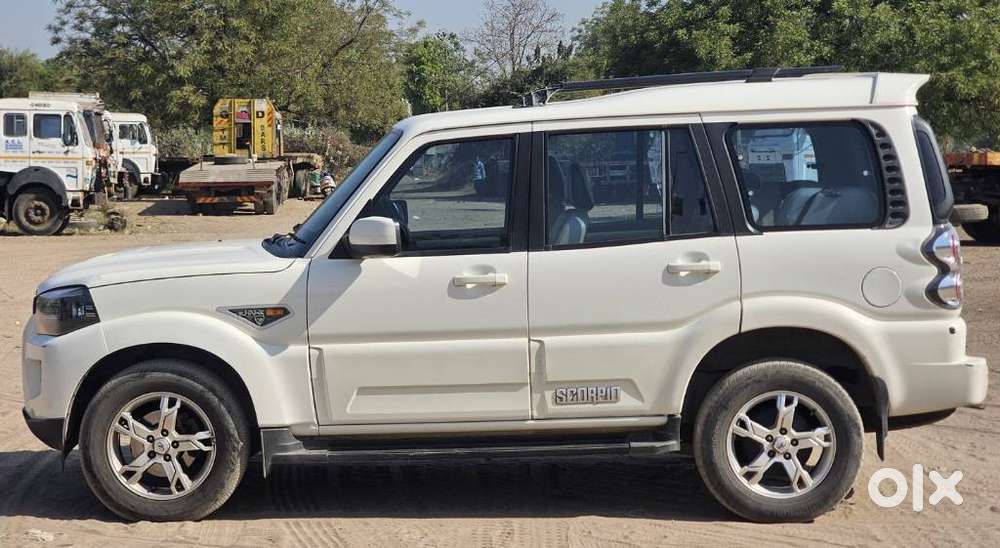 Mahindra Scorpio S10 At 2wd, 2016, Diesel