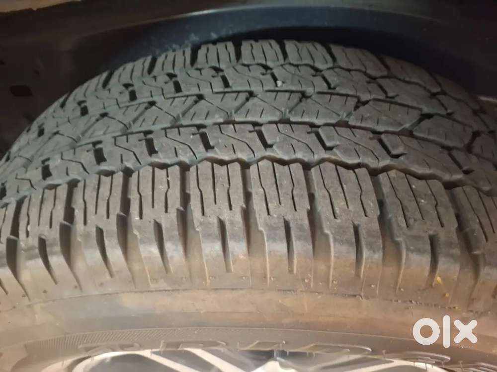 Toyota Fortuner Legender 2022 Showroom Track
