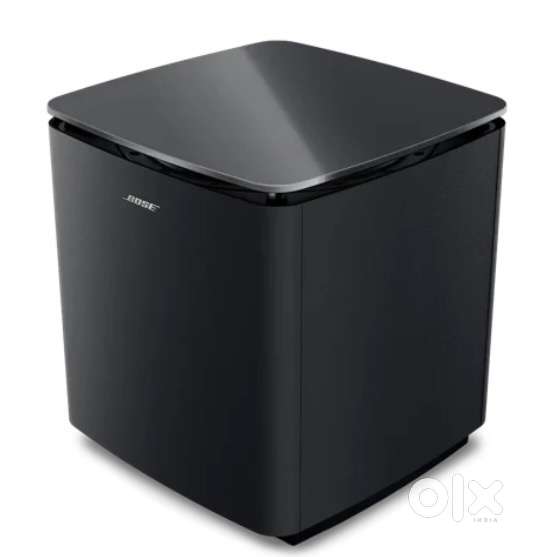 Bose 700 speaker brand new / Bose 700 base brand new