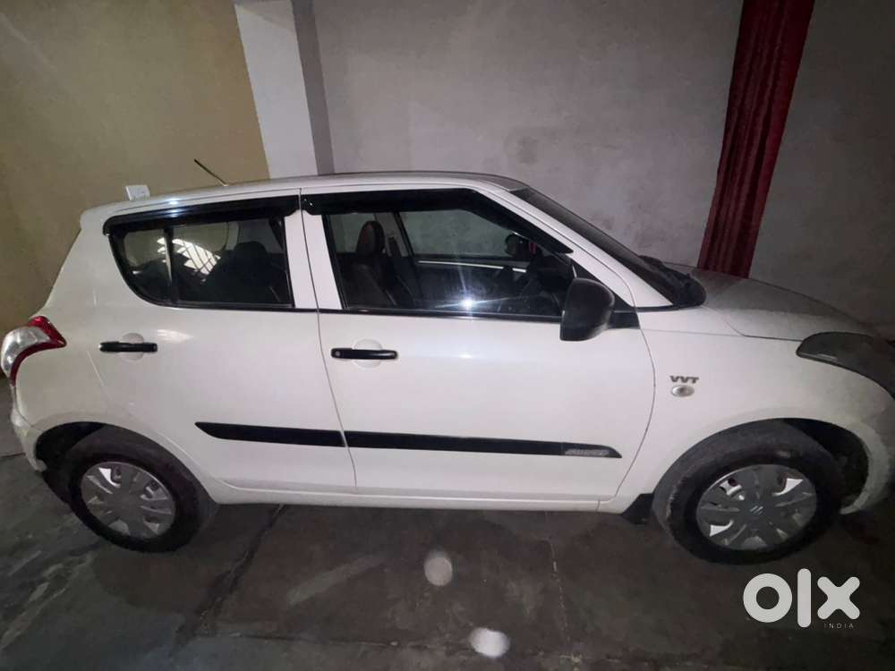 2017 Maruti Swift Lxi