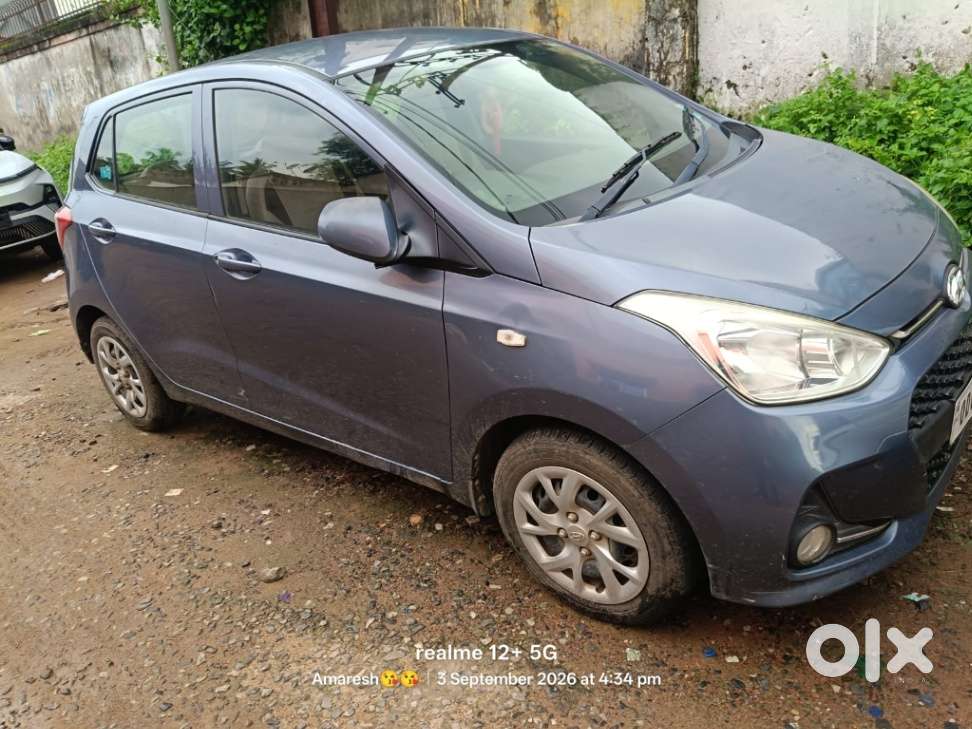 Hyundai Grand I10 Sportz, 2016, Petrol