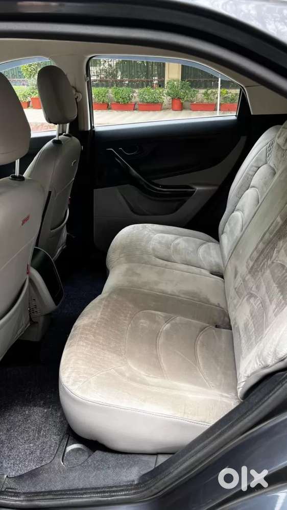 Tata Nexon 1.2 Revotron Xt, 2018, Petrol