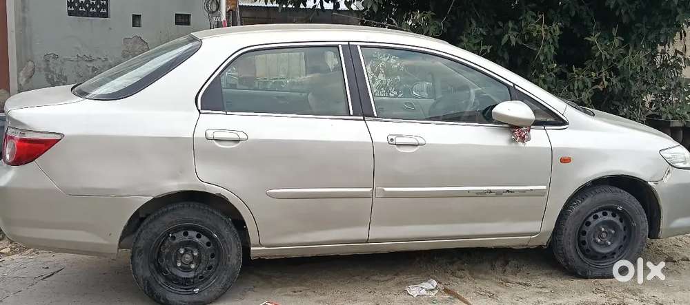 Good Condition Ac And Heater Good Work 2031 Tak Paas