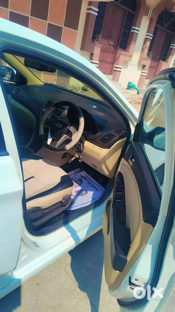 Hyundai Verna 2011 Diesel 118000 Km Driven