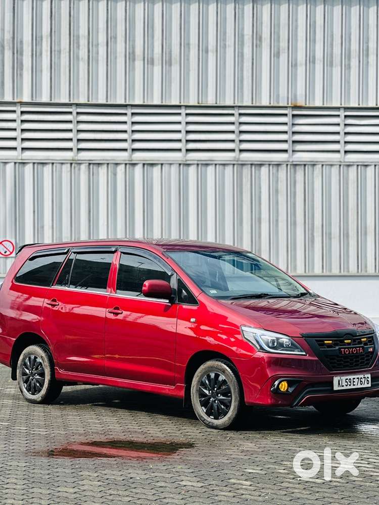 Toyota Innova 2012 Diesel 2.5 G