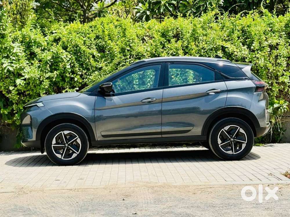 Tata Nexon Fearless Plus S 1.2 Revotron Petrol 7 Dca Dt, 2024, Cng &..