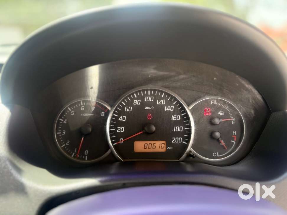 Maruti Suzuki Swift 1.3 Vxi, 2010, Petrol