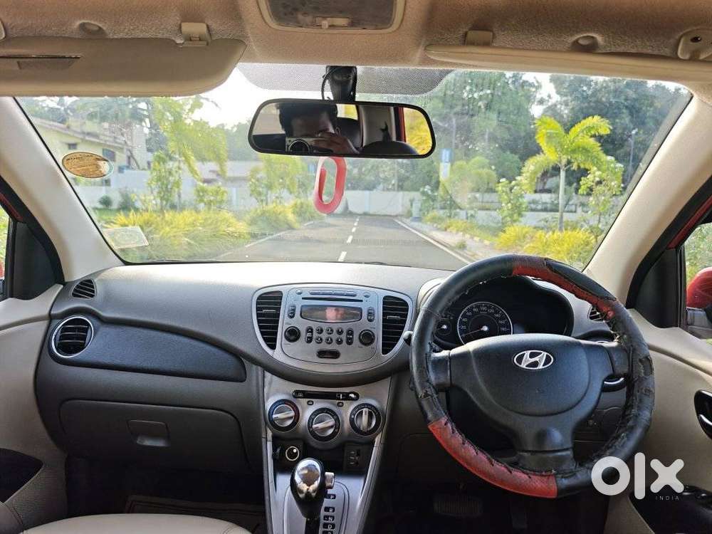 Hyundai I10 Sportz At, 2013, Petrol