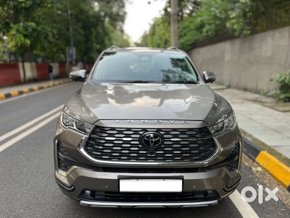Toyota Innova Hycross 2.0 Zx (o) Hybrid 7 Str, 2026, Petrol