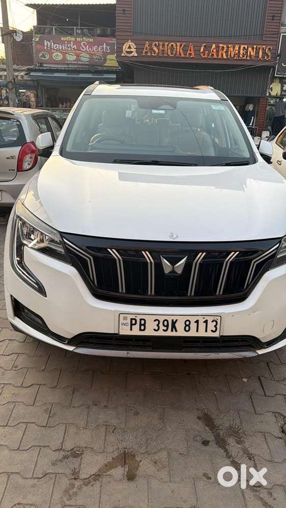 Mahindra Xuv700 2022 Diesel 32000 Km Driven