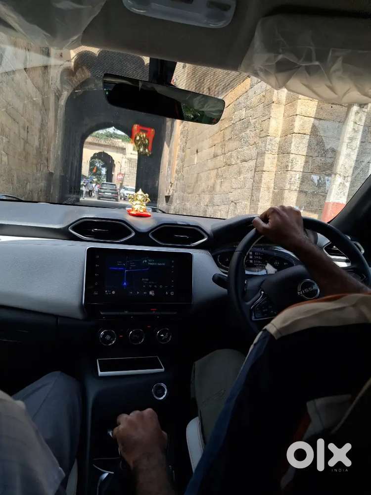 Nissan Magnite Tekna Non Turbo  Topend 2025 - 7500km Driven