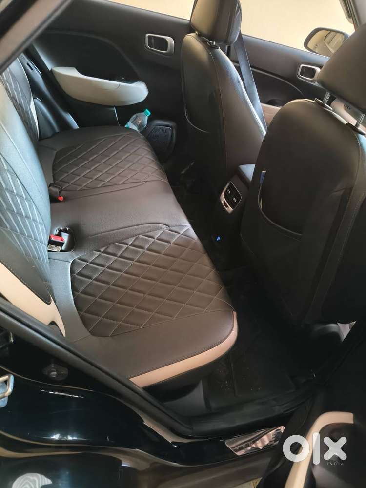 2025 Hyundai Venue Cng