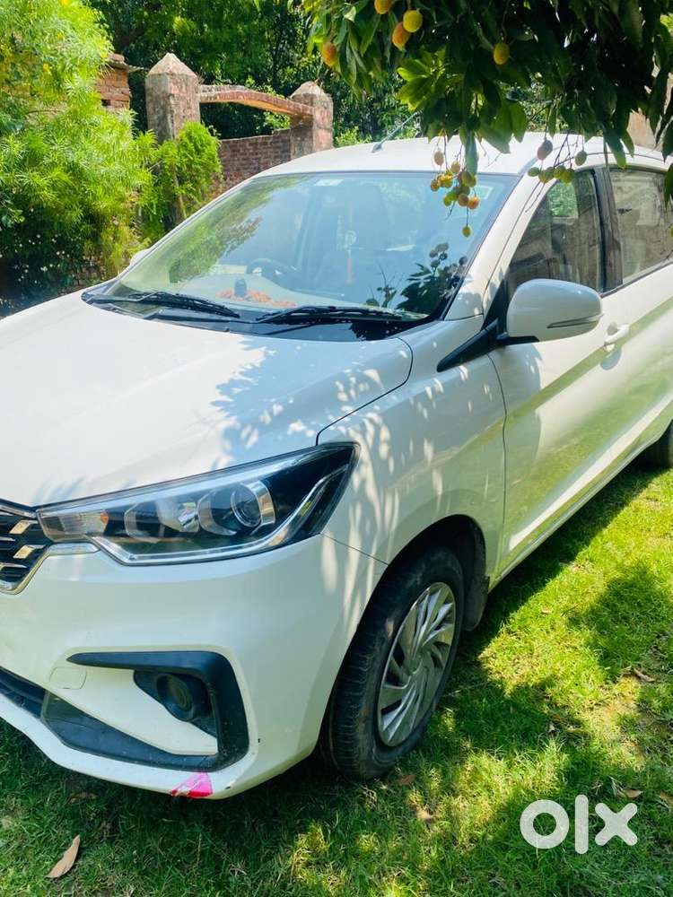 Maruti Suzuki Ertiga 2024 Petrol Well Maintained