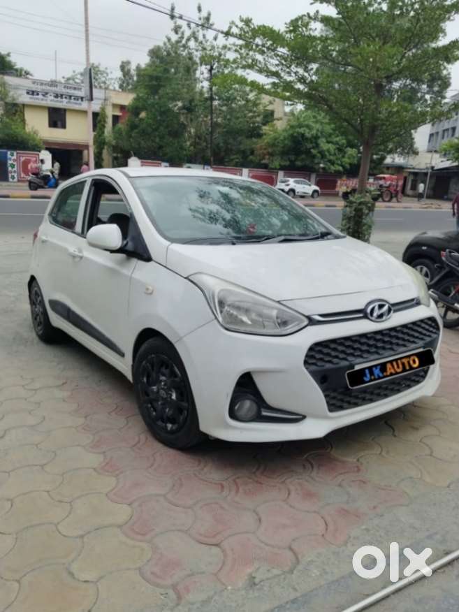 Hyundai I10 Sportz Option, 2018, Petrol