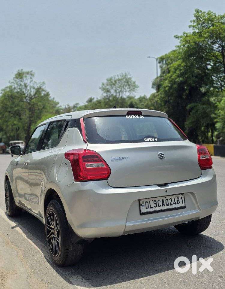 Maruti Suzuki Swift Zxi Plus Amt Dual Tone, 2018, Petrol