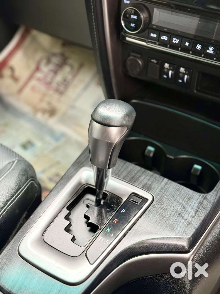 Toyota Fortuner 4x2 At 2.7 Petrol, 2023, Petrol