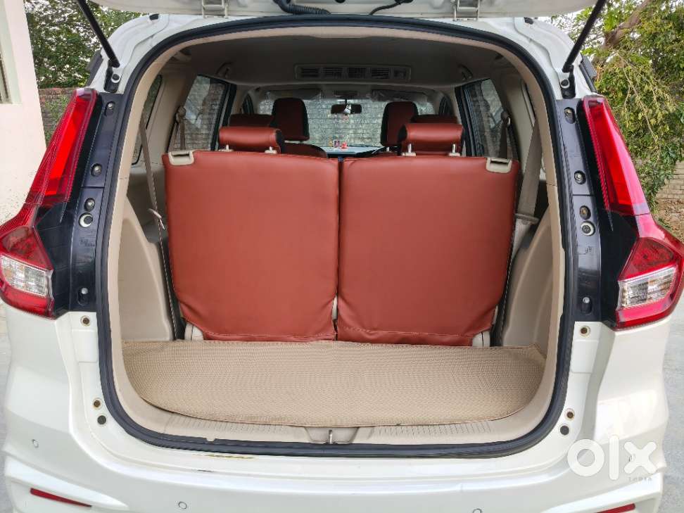 Maruti Suzuki Ertiga Zxi Plus Shvs, 2022, Petrol