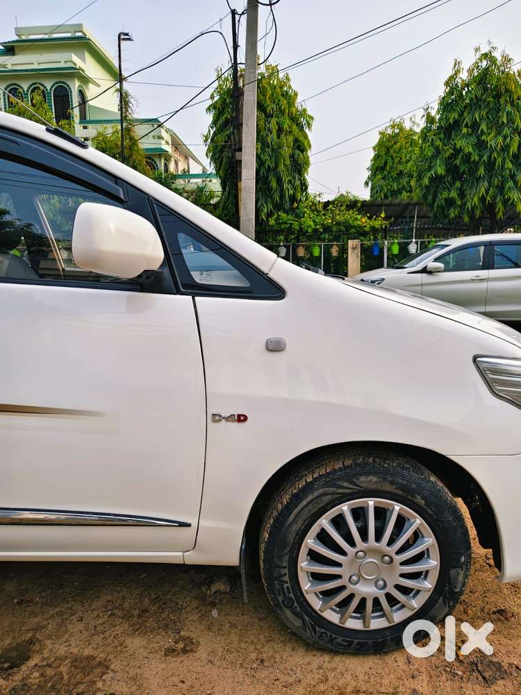 Toyota Innova 2.5 G (diesel) 7 Seater, 2015, Diesel