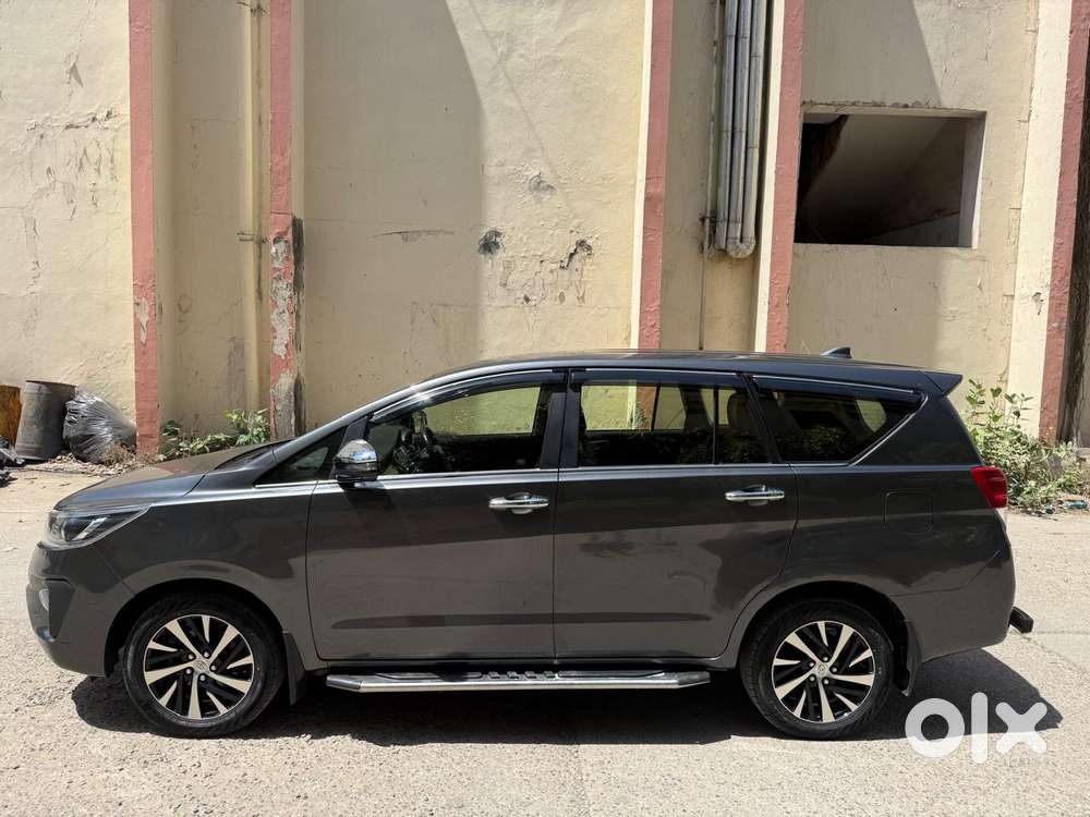 Toyota Innova Crysta [2020-ongoing] 2.4 Zx At 7 Str, 2021, Diesel