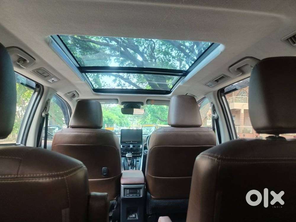 Toyota Innova Hycross 2.0 Zx Hybrid 7 Str, 2024, Petrol