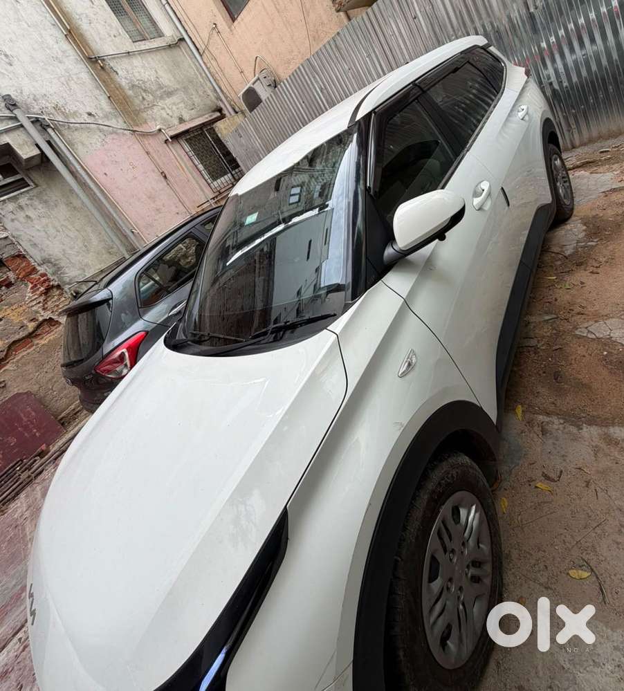 Kia Carens 1.5 Premium 7 Str, 2024, Petrol