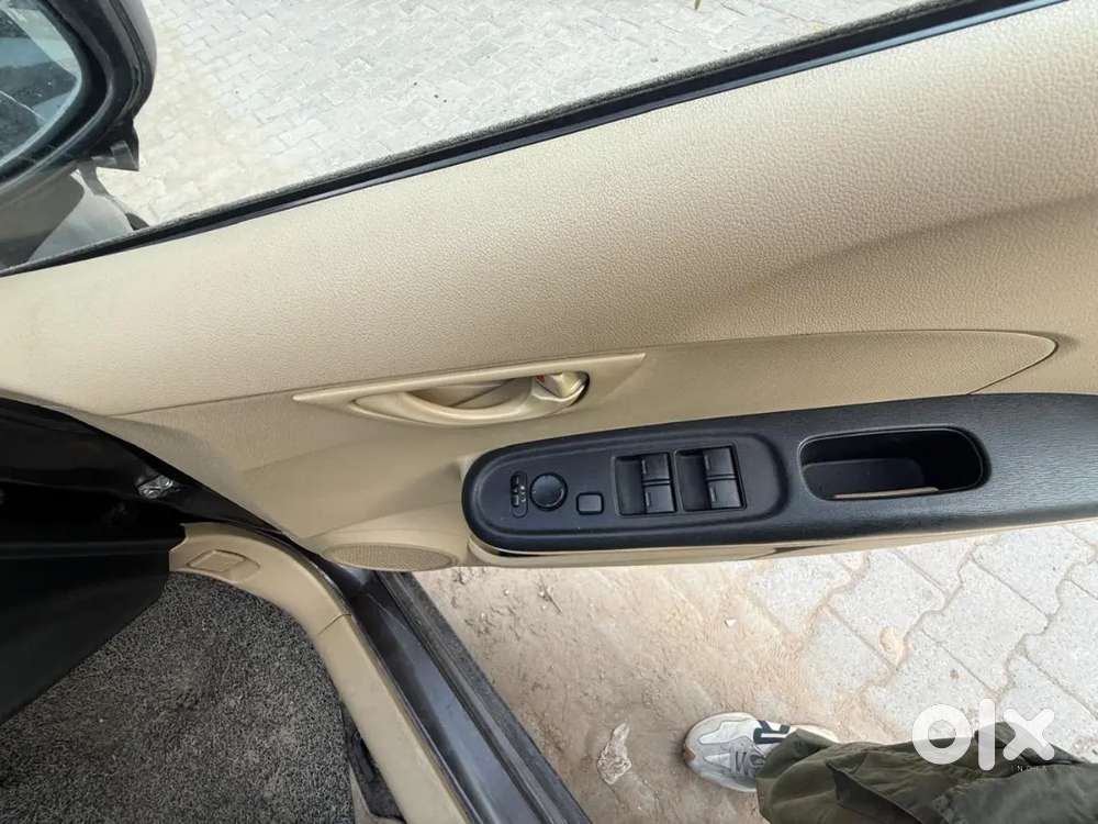 Honda Amaze 2015 Petrol Well Maintained