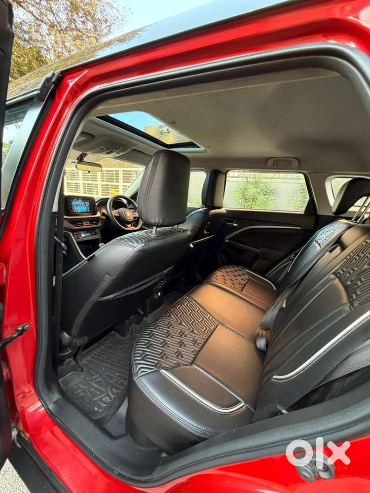 Maruti Suzuki Brezza 2024 Cng & Hybrids 12000 Km Driven