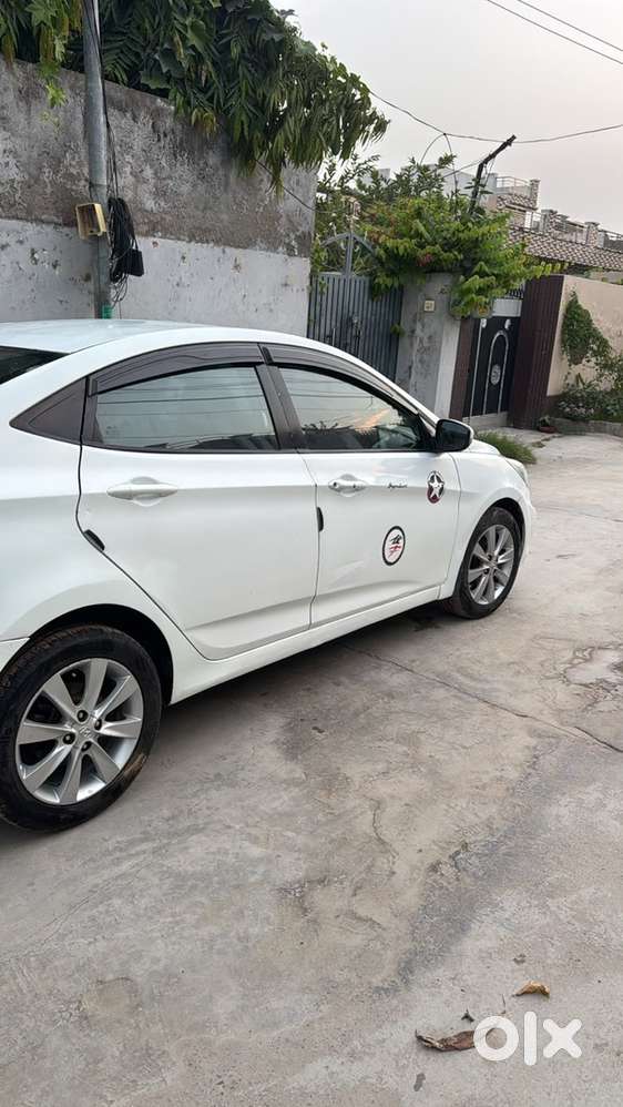 Hyundai Verna 2013 Model