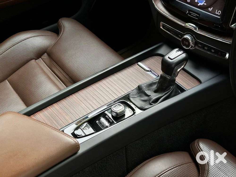 Volvo Xc60 D5 Inscription, 2021, Diesel