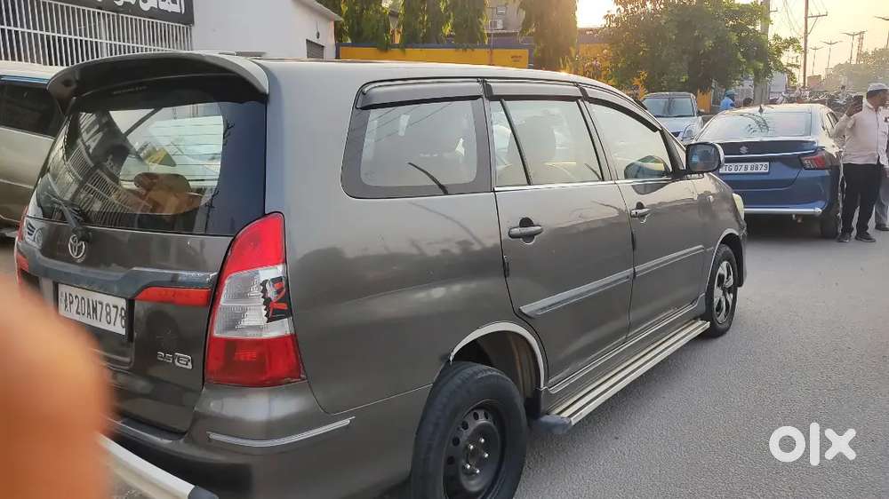 Toyota Innova 2012 Diesel Well Maintained & Good Condition