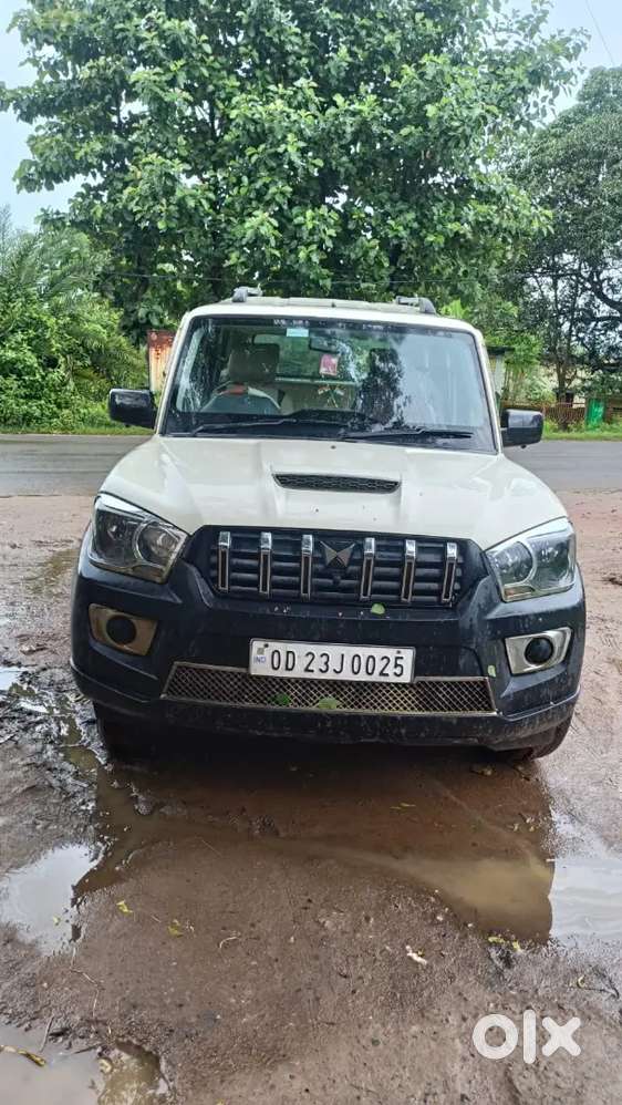 Mahindra Scorpio 2019 Diesel 65000 Km Driven