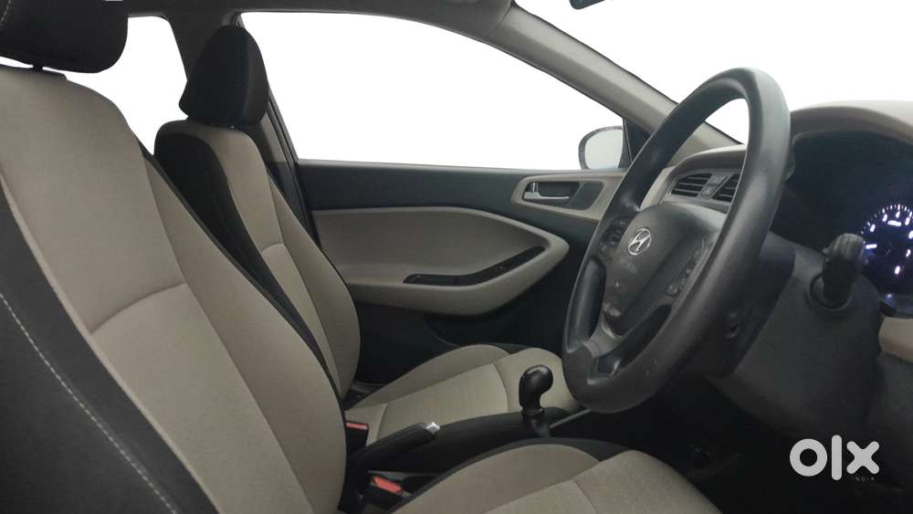 Hyundai Elite I20 Sportz (o) 1.2, 2015, Petrol