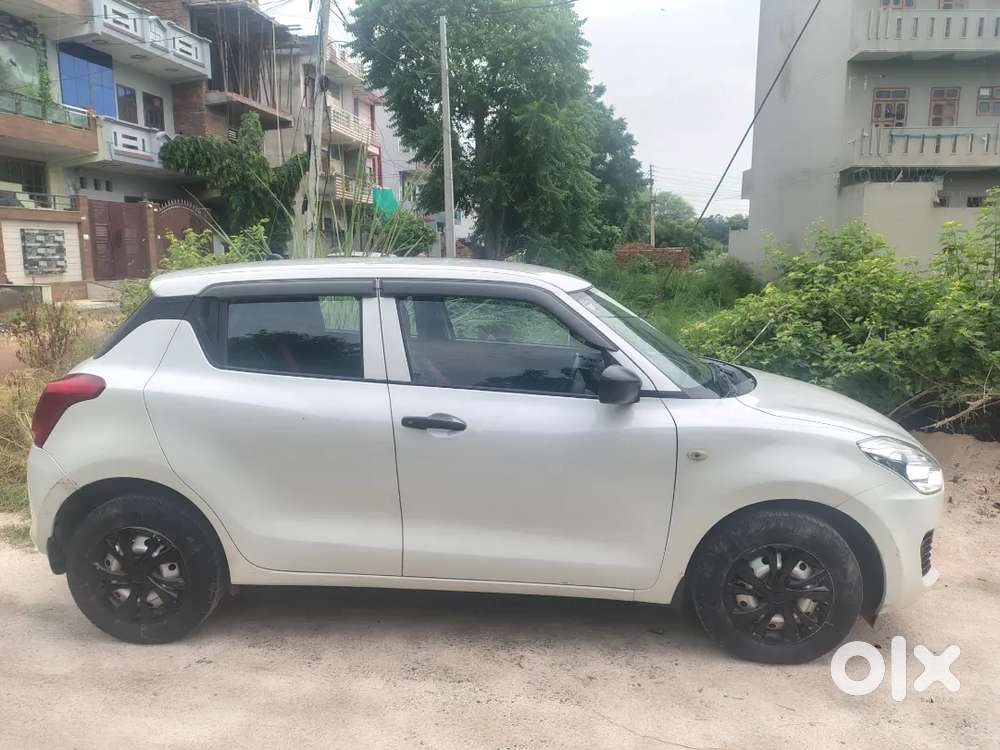 Maruti Suzuki Swift Lxi 2022