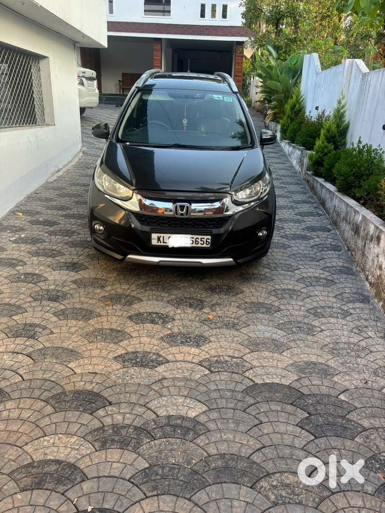 Honda Wr-v 2017 Model Full Option With Sunroof