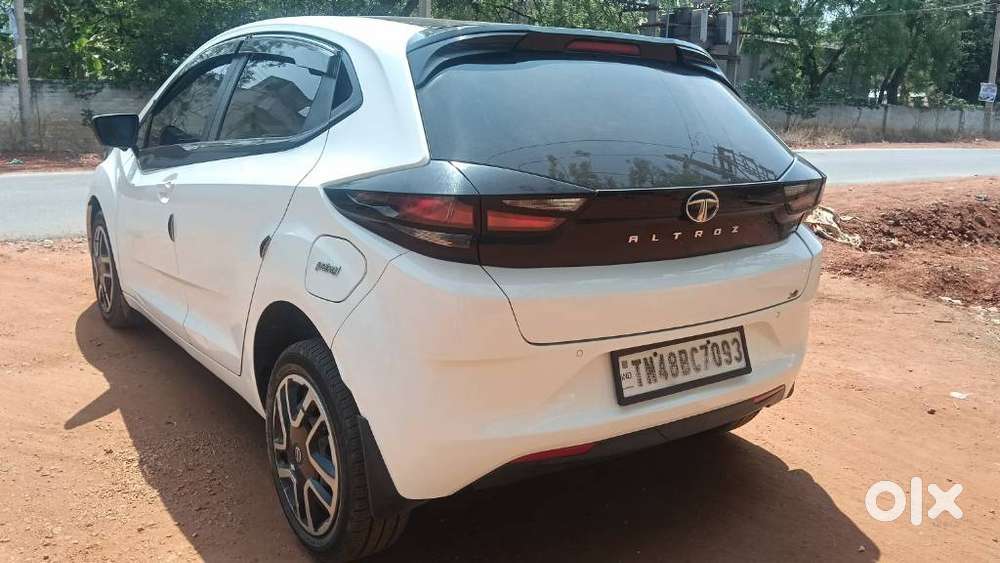 Tata Altroz 1.2 Xm Plus, 2021, Petrol