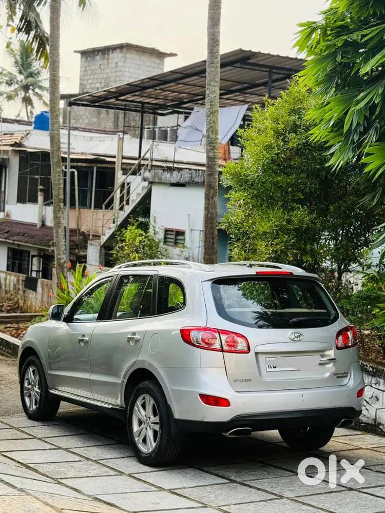 Hyundai Santa Fe 2013 Diesel 94000 Km Driven