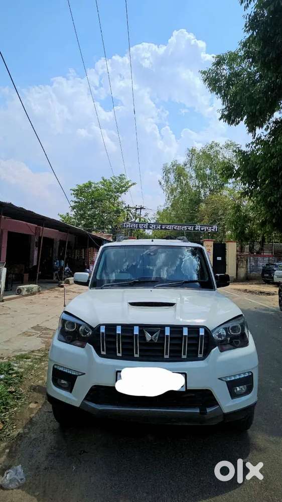 Mahindra Scorpio 2015