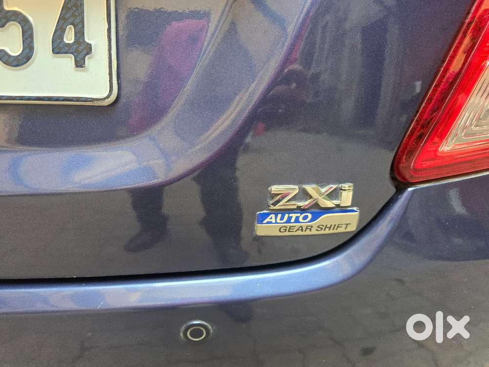 Maruti Suzuki Swift Dzire Amt Zxi Plus, 2017, Petrol
