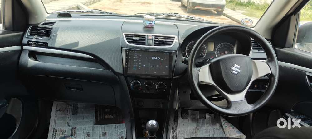 Maruti Suzuki Swift Vxi + Manual, 2012, Petrol