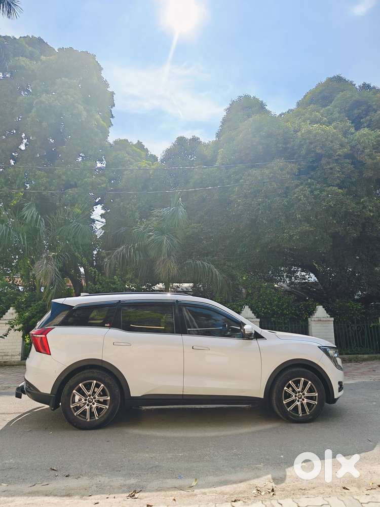 Mahindra Xuv700 2.2 Ax 7 Diesel At Str Awd, 2023, Diesel