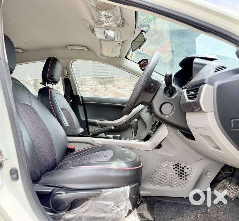 Tata Nexon 1.2 Revotron Xza Plus, 2018, Petrol