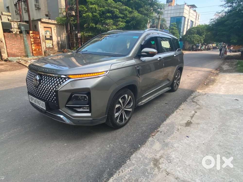 Mg Hector Plus Savvy Pro 1.5 Turbo Petrol Cvt 6 Str, 2023, Petrol